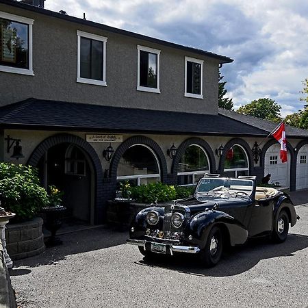 A Touch Of English B&B Kelowna Zewnętrze zdjęcie