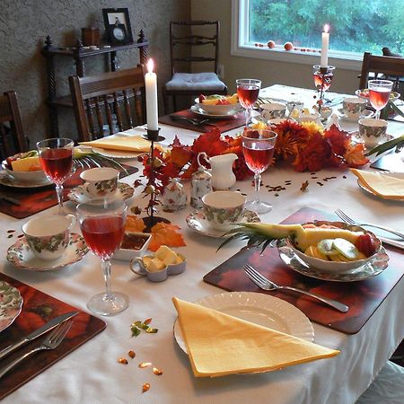 A Touch Of English B&B Kelowna Zewnętrze zdjęcie