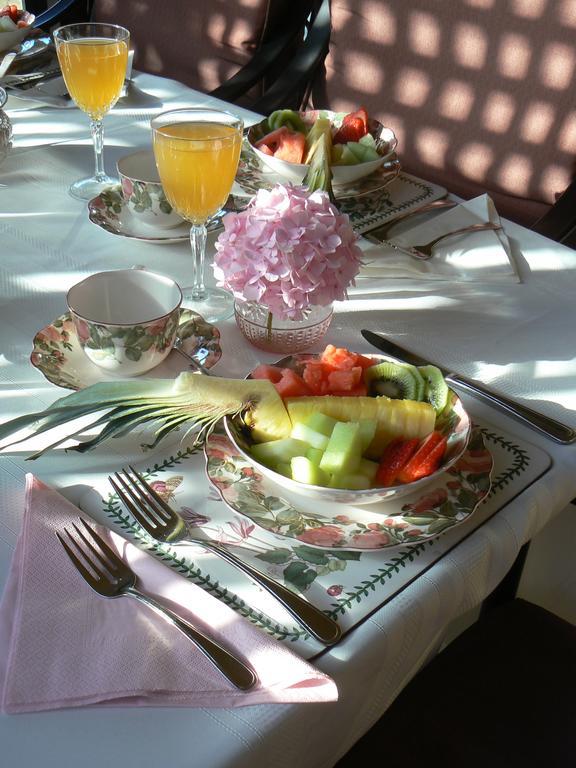 A Touch Of English B&B Kelowna Zewnętrze zdjęcie