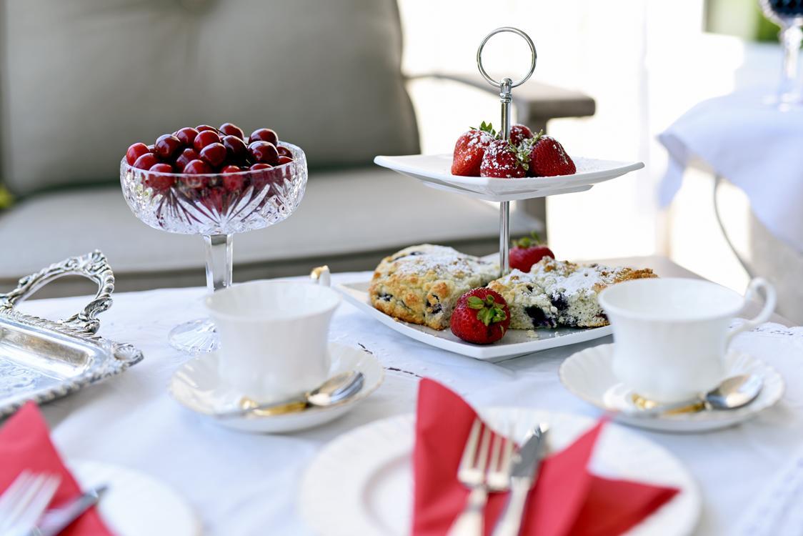 A Touch Of English B&B Kelowna Zewnętrze zdjęcie